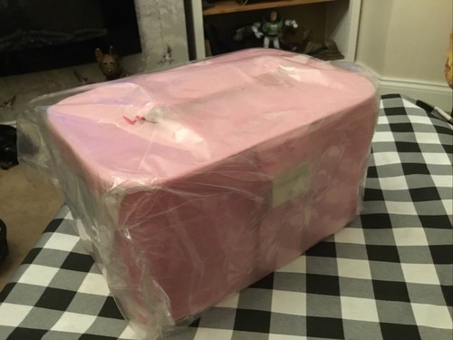 Lancôme pink lockable vanity - lancôme,