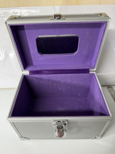 Silver aluminium style vanity - style,