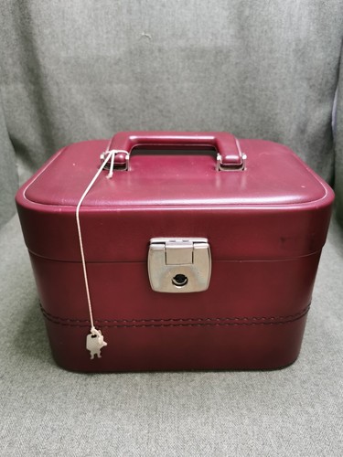 Vintage red vanity case - vintage,